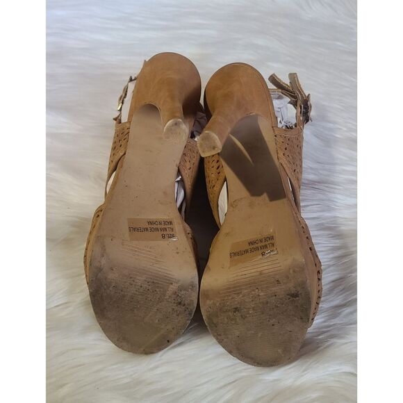 Tan Perforated Peep Toe High Heels, 8 - Picture 6 of 8
